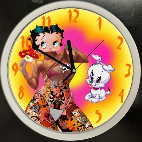 Betty Boop n pooch - Picture 1 of 3